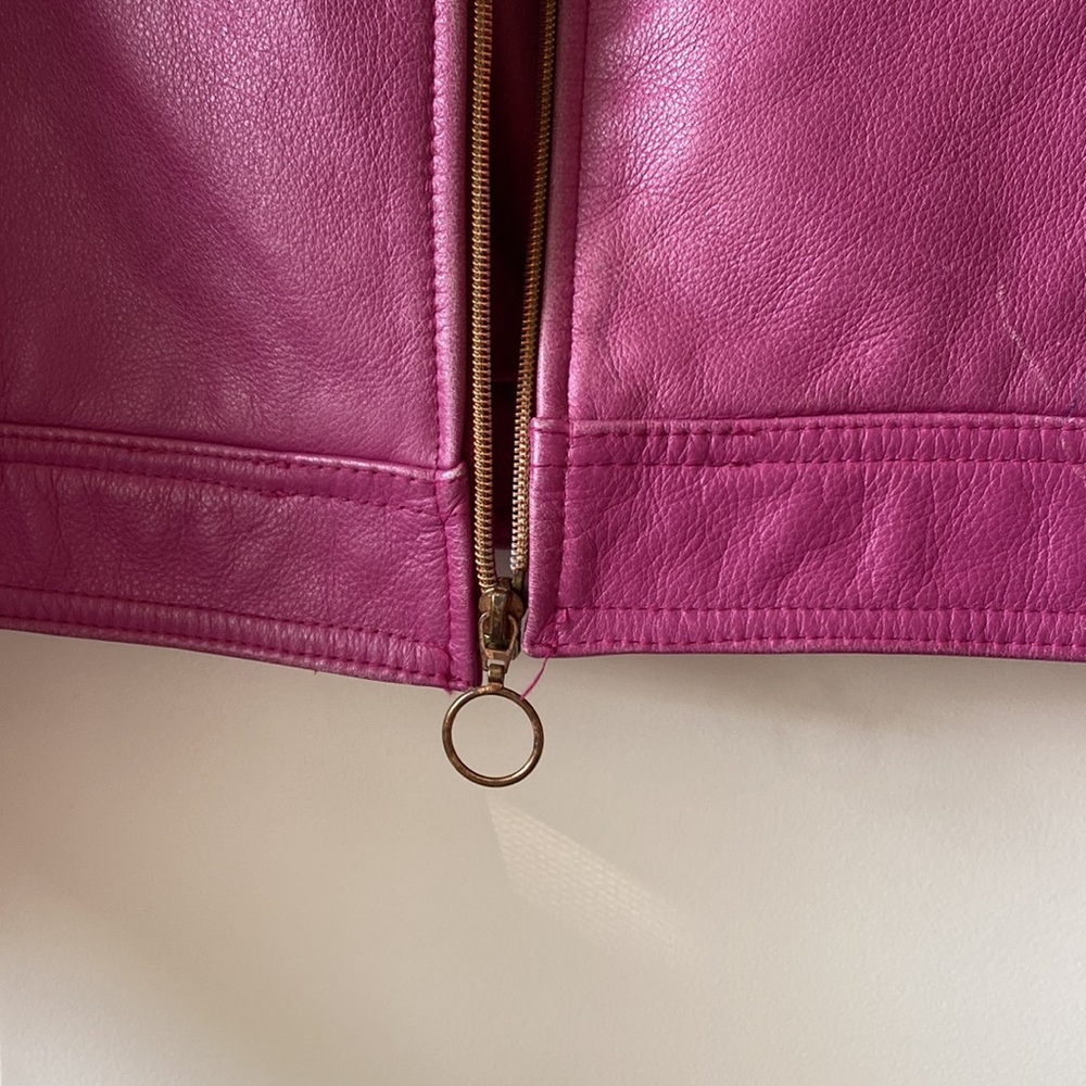 Vintage Guess Leather Jacket! - Picture 4 of 9